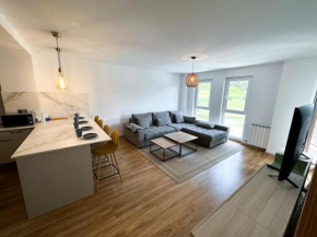 ¡Precioso moderno en Arinsal! 4Pax Parking RO